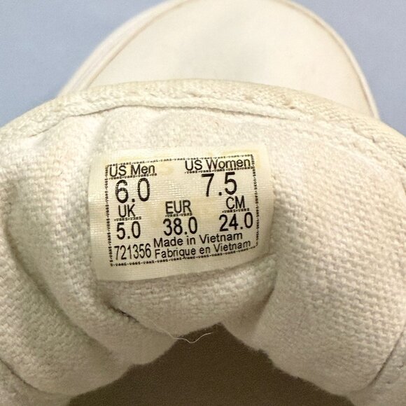 White Vans Old Skool Platform - Picture 6 of 9